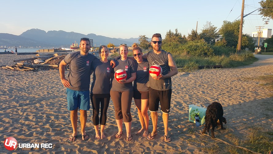 /userfiles/Vancouver/image/gallery/League/10028/Pool_A_Champs-_Off_in_the_Bush.jpg