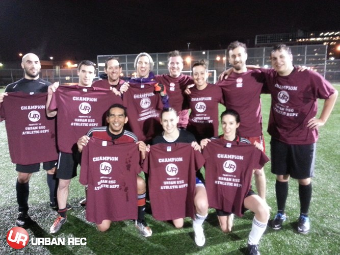 /userfiles/Vancouver/image/gallery/League/10048/z_-_Pool_A_Champs_-_Da_Bears.jpg