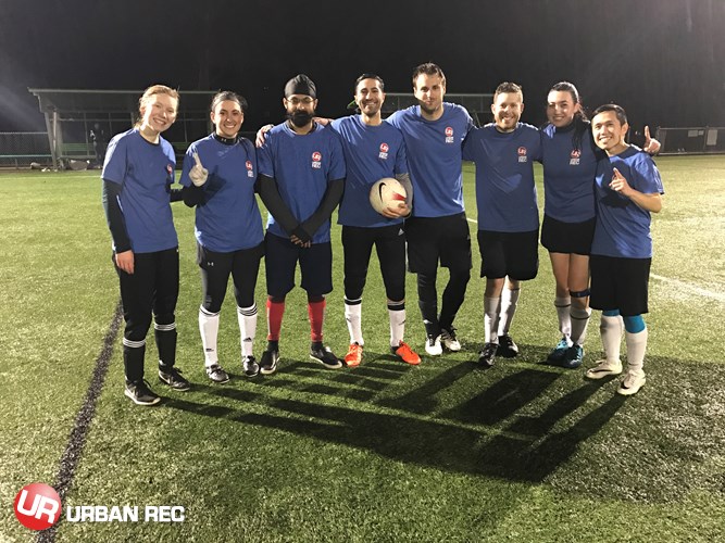 /userfiles/Vancouver/image/gallery/League/10125/z_-_Royals_-_Div_2_champs.jpg