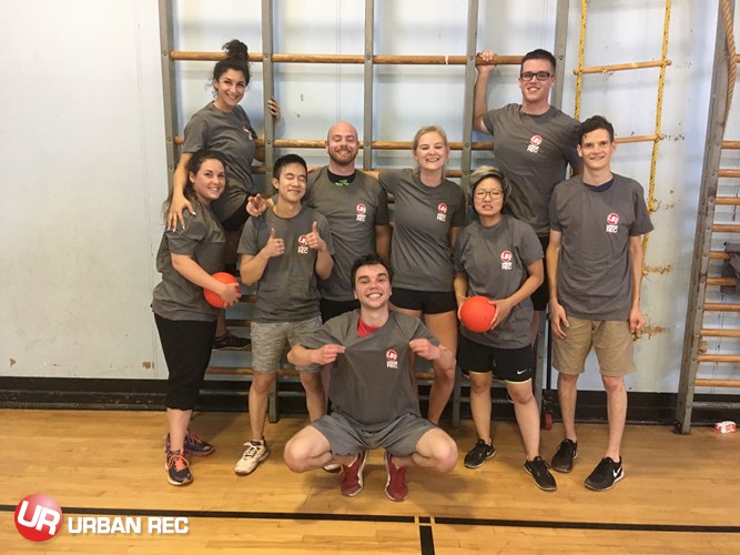 /userfiles/Vancouver/image/gallery/League/10139/z-Monday_Dodgeball_Pool_B_Champs-_Rubber_Chuckers.jpg