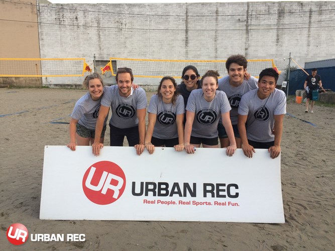 /userfiles/Vancouver/image/gallery/League/10150/Monday_Urban_Beach_Pool_E_Champs-_Bump_Uglies.jpg