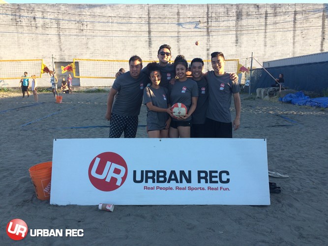 /userfiles/Vancouver/image/gallery/League/10151/Monday_Urban_Beach_Pool_D_Champs-_Bump_n_Grind.jpg