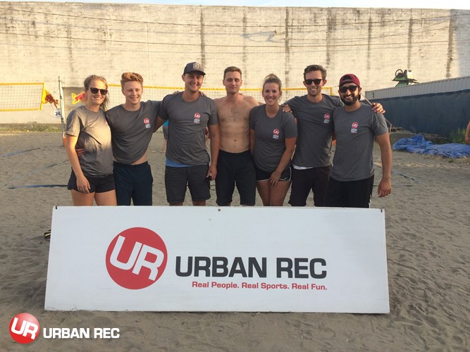 /userfiles/Vancouver/image/gallery/League/10151/Wednesday_Urban_Pool_D_Champs-_Notorious_D_I_G_.jpg