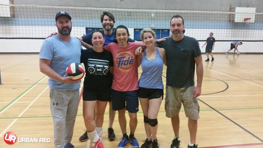 /userfiles/Vancouver/image/gallery/League/10189/Wed_vball_Better_In_than_Out.jpg
