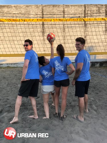 /userfiles/Vancouver/image/gallery/League/10204/Coed_4s_Pool_C_Champs-_Just_Add_Justin_Theroux_2.jpg