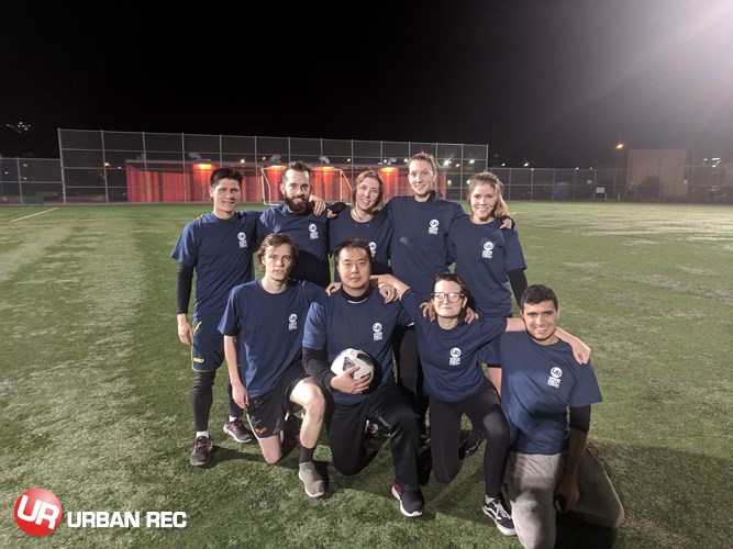 /userfiles/Vancouver/image/gallery/League/10307/zJugo_Juice_Division_Champs_-_Mark_Sharks.jpg