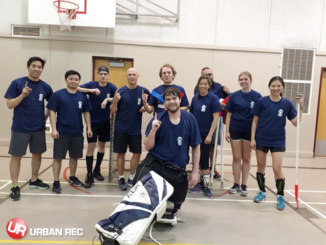 /userfiles/Vancouver/image/gallery/League/10330/z_-_Pool_B_Champs_-_The_Bundys.jpg