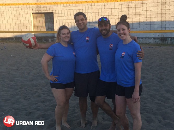 /userfiles/Vancouver/image/gallery/League/10346/Coed_4s_Pool_A_Champs-_Sunday_Funday.jpg
