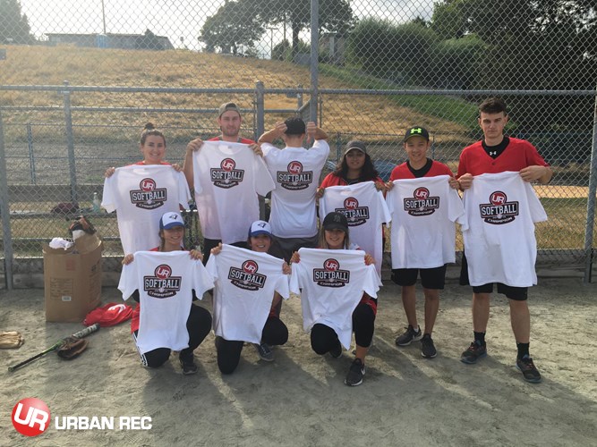 /userfiles/Vancouver/image/gallery/League/10378/GIB_Winter_Ale_Champs_-_Blue_Jays.jpg