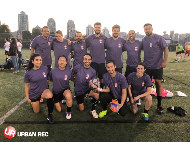 /userfiles/Vancouver/image/gallery/League/10382/zJUGO_JUICE_DIVISION_Champs_-_Mount_Peasants.jpg