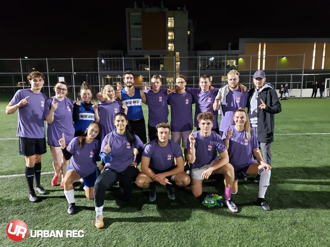 /userfiles/Vancouver/image/gallery/League/10406/z_-_A_pool_-_ABCDE_champs_pic.jpg