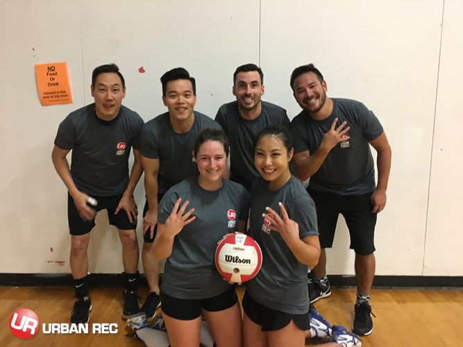 /userfiles/Vancouver/image/gallery/League/10416/z_-_SUBWAY_Champs_-_Each_Hit.jpg