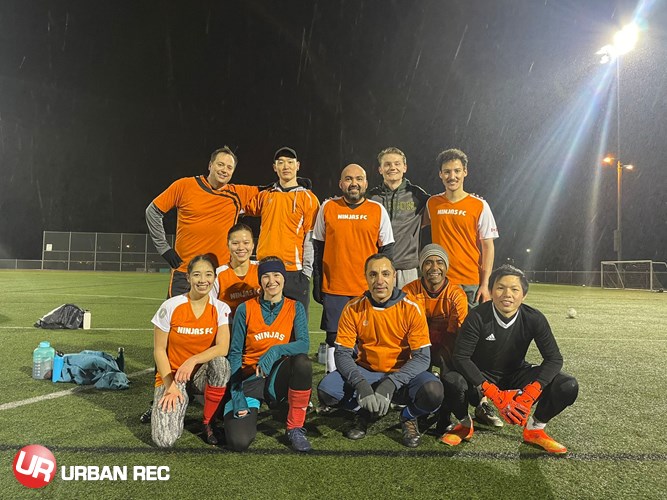 /userfiles/Vancouver/image/gallery/League/10785/East_Van_Ninjas_FC___south_memorial__.jpg
