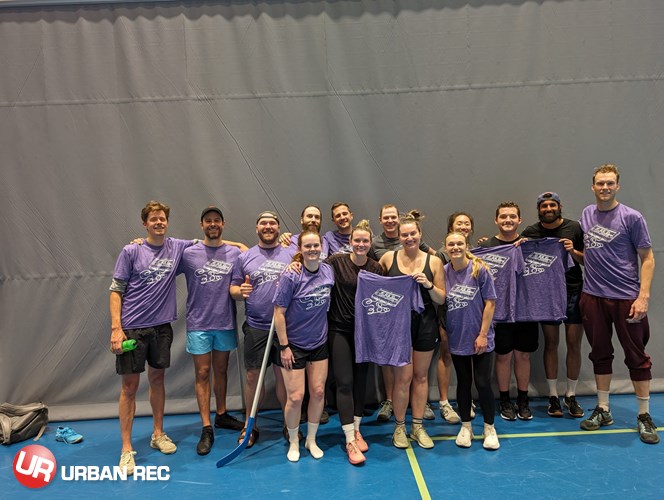 /userfiles/Vancouver/image/gallery/League/10791/Z-Champs-_The_Dodgefathers_-_Granville_Island_Brewing_Island_Lager_Division.jpg