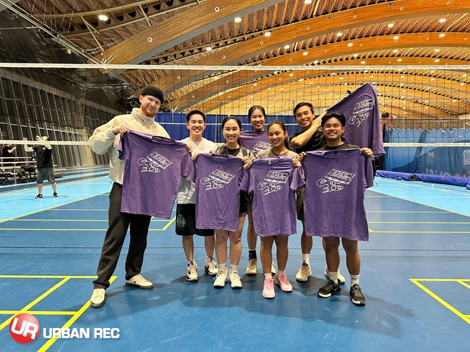 /userfiles/Vancouver/image/gallery/League/10792/z_Pool_E_Champs_-_Tickle_Your_Volleyballs.jpg