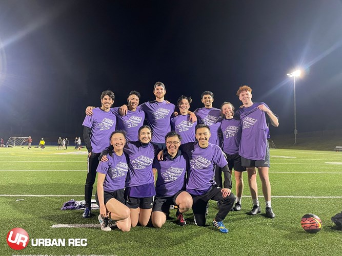 /userfiles/Vancouver/image/gallery/League/10794/z-_C2_Champs-_Paul___Tuesday_UBC_Champions__.jpg