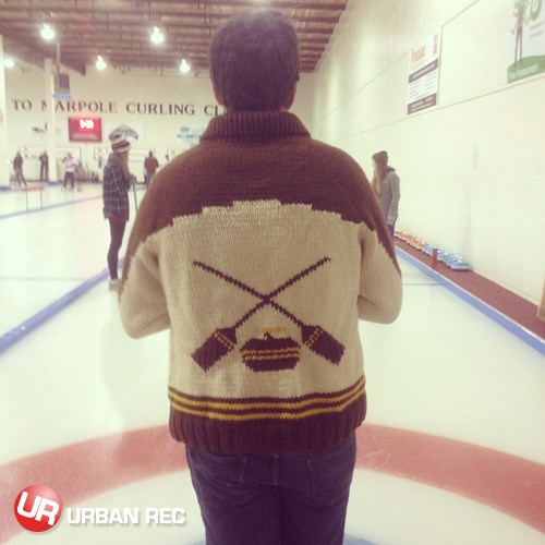 /userfiles/Vancouver/image/gallery/Tournament/10024/Curling_Sweater_-_classic.jpg