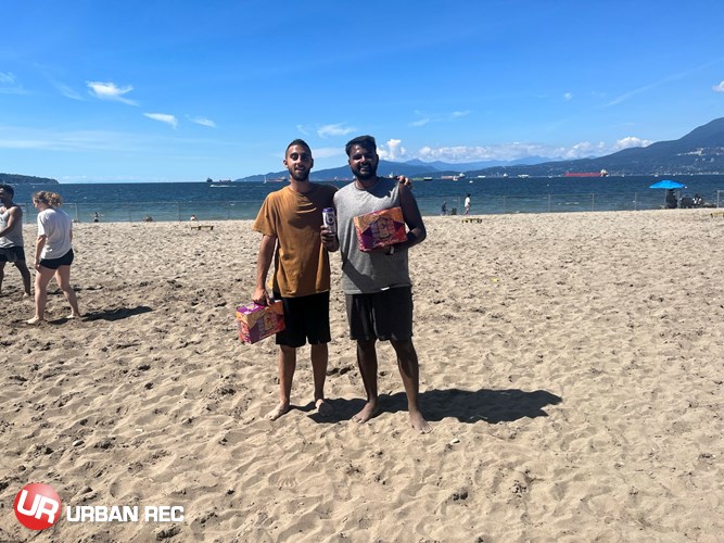 /userfiles/Vancouver/image/gallery/Tournament/10731/Z-Champs_Spikeball_Div_B_-_OdeonX_.jpg