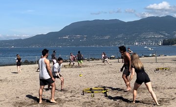 Spikeball